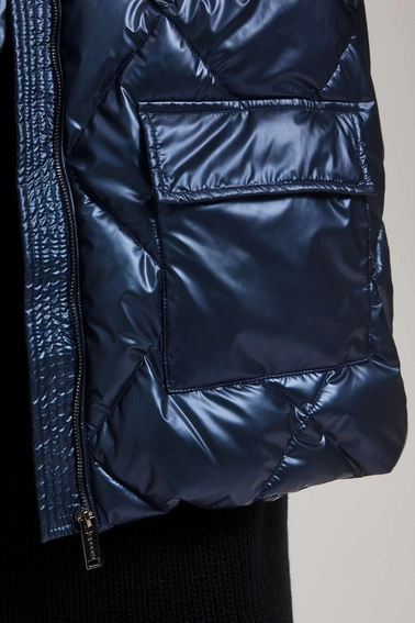 Metaliczna pikowana kurtka granatowa