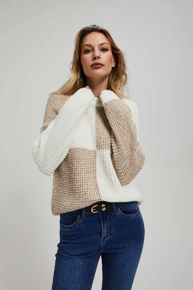 Sweter z geometrycznym wzorem