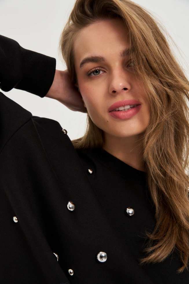 Bluza z dżetami czarna