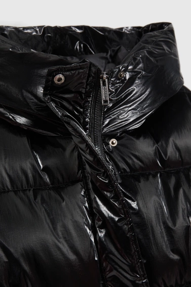 Długa kurtka z kapturem czarna 