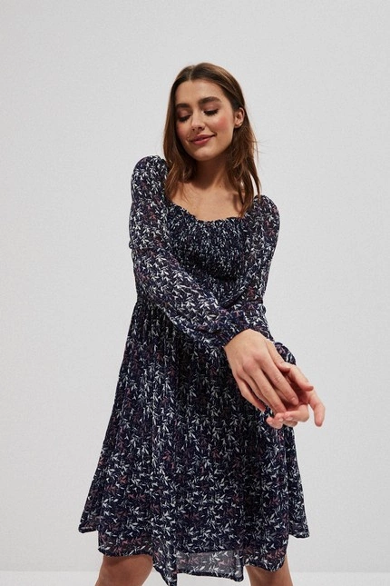 Wzorzysta sukienka granatowa