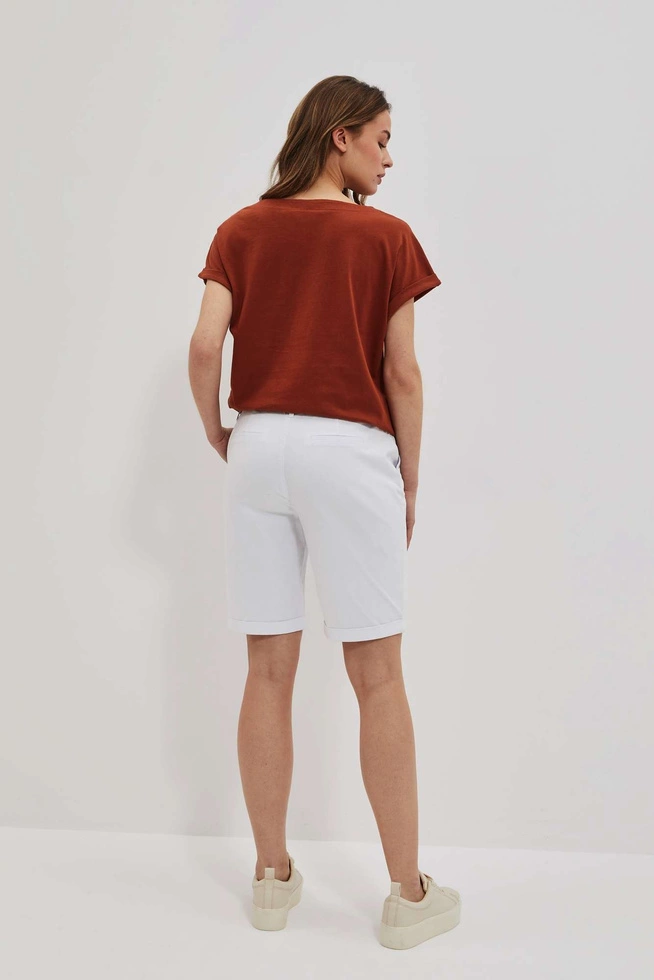 Szorty z plecionym paskiem białe