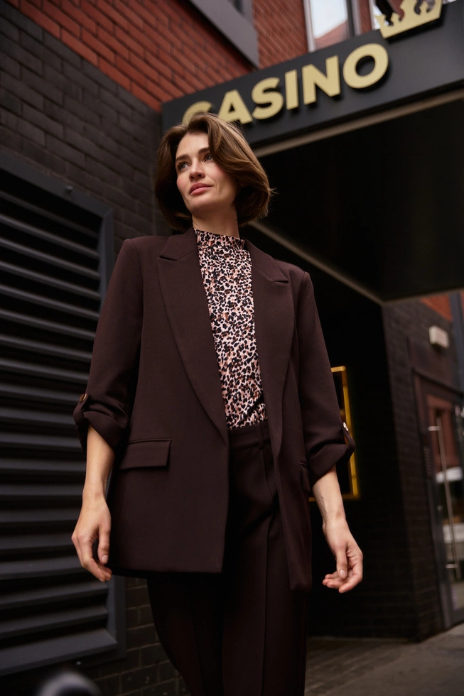 Marynarka z rękawami 3/4 brązowa