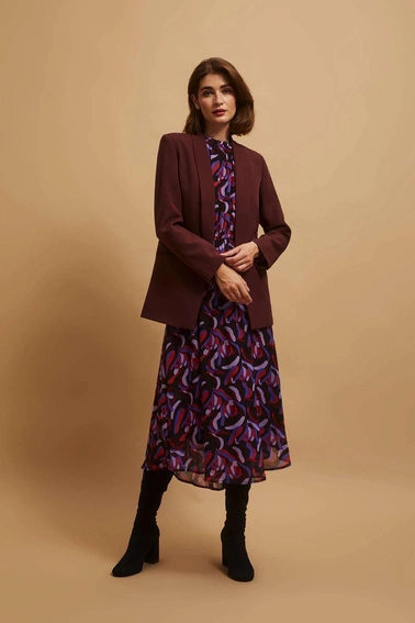 Gładka marynarka kasztanowa