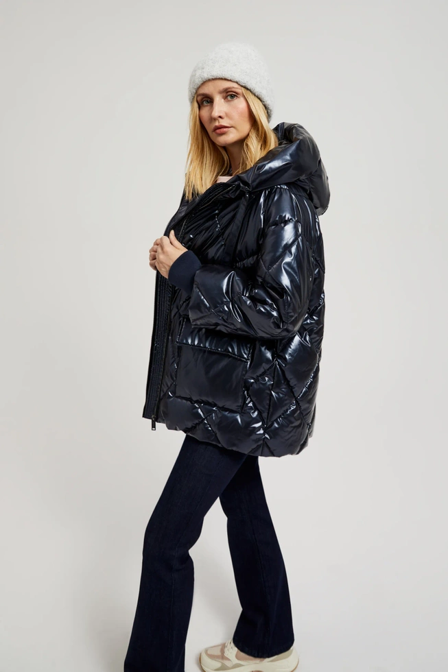 Pikowana metaliczna kurtka z kapturem grantowa