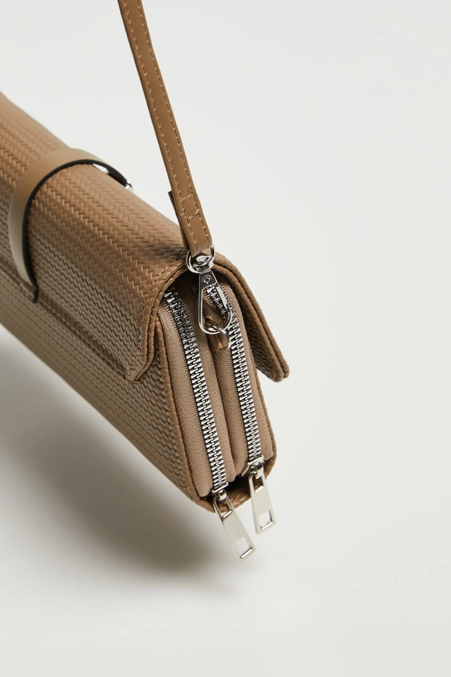 Torebka z zapięciem na zamek beżowa