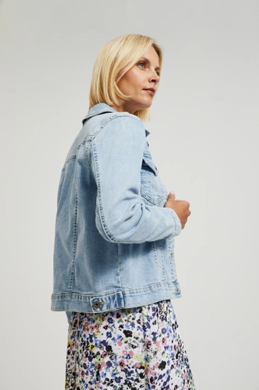 Jeansowa kurtka zapinana na guziki niebieska