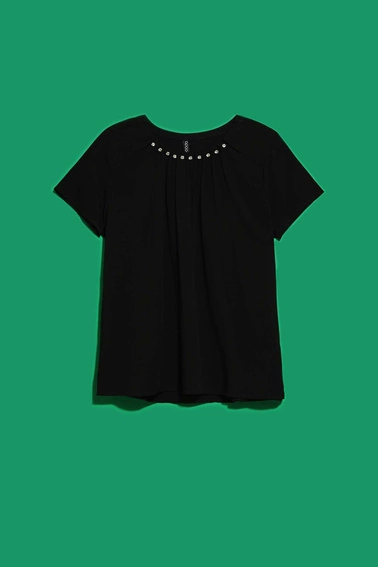 Koszula czarna z ozdobnym dekoltem