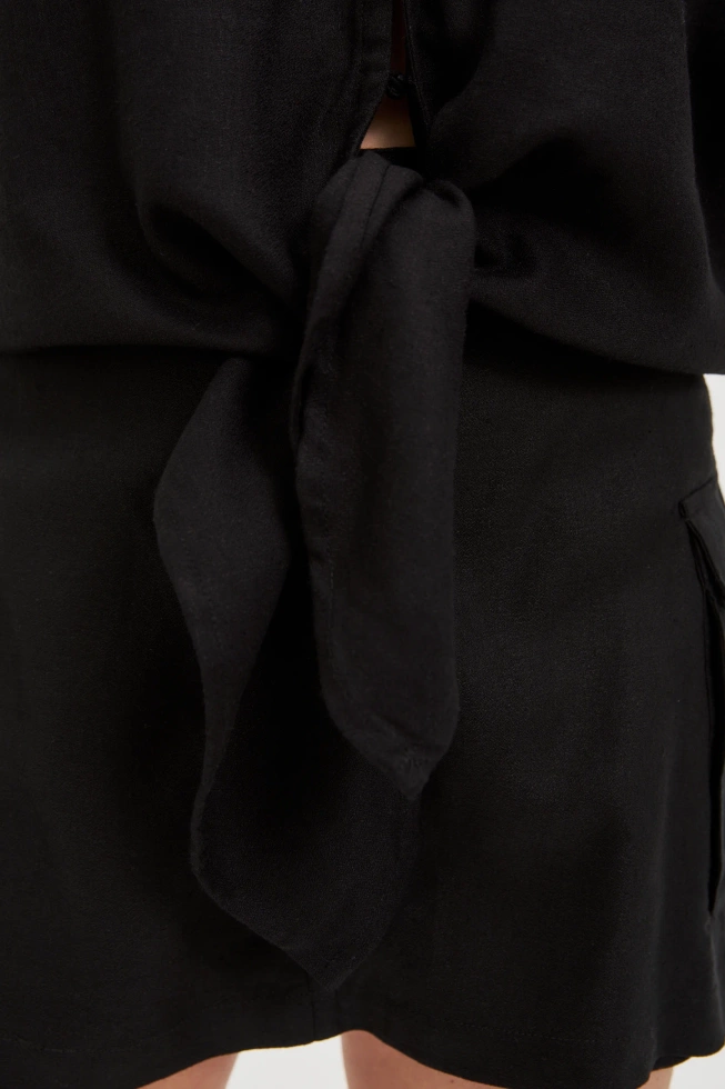 Wiskozowo-lniana koszula czarna