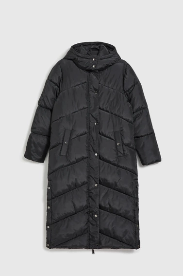 Długa pikowana kurtka z kapturem czarna 