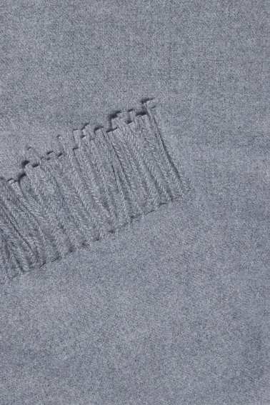 Szal z frędzlami szary