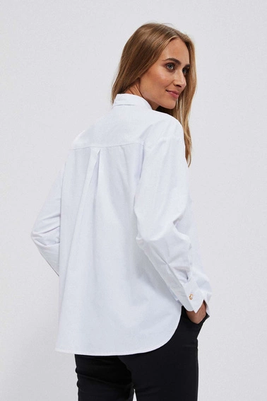 Koszula ze złotymi guzikami