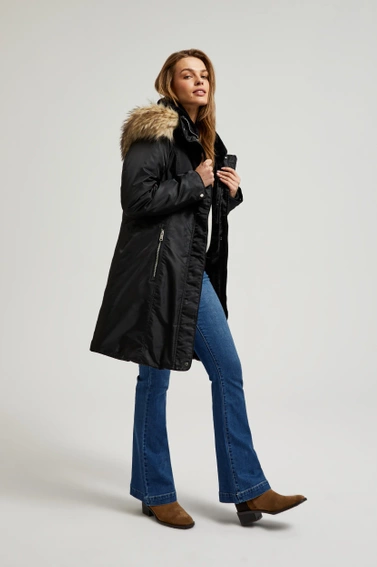Zimowa kurtka z futrzanym kapturem czarna