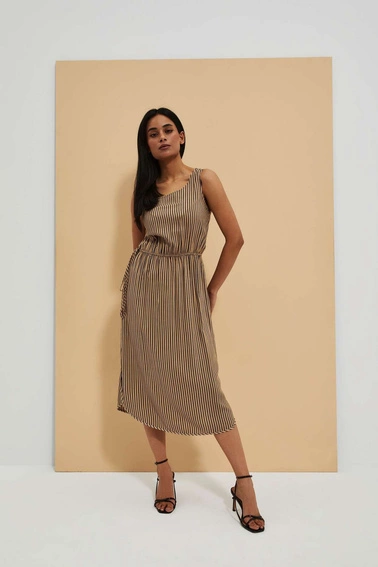 Sukienka w paski 
