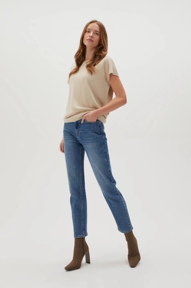 Jeansy z prostymi nogawkami i z przetarciami niebieskie