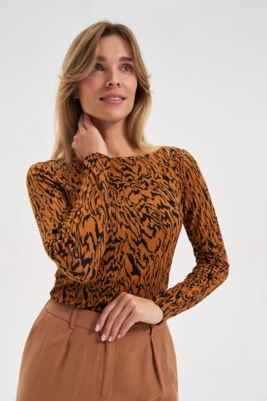 Bluzka z wzorem brązowa