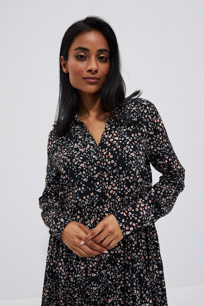 Sukienka z kolorowym nadrukiem