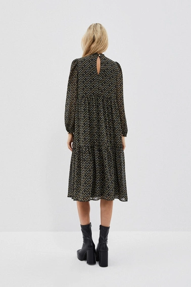 Sukienka midi z printem i falbaną czarna