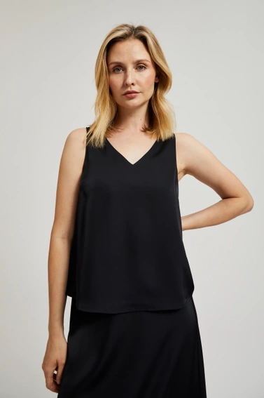 Gładka koszula z dekoltem w serek czarna