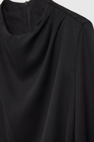 Elegancka koszula z bufiastymi rękawami czarna