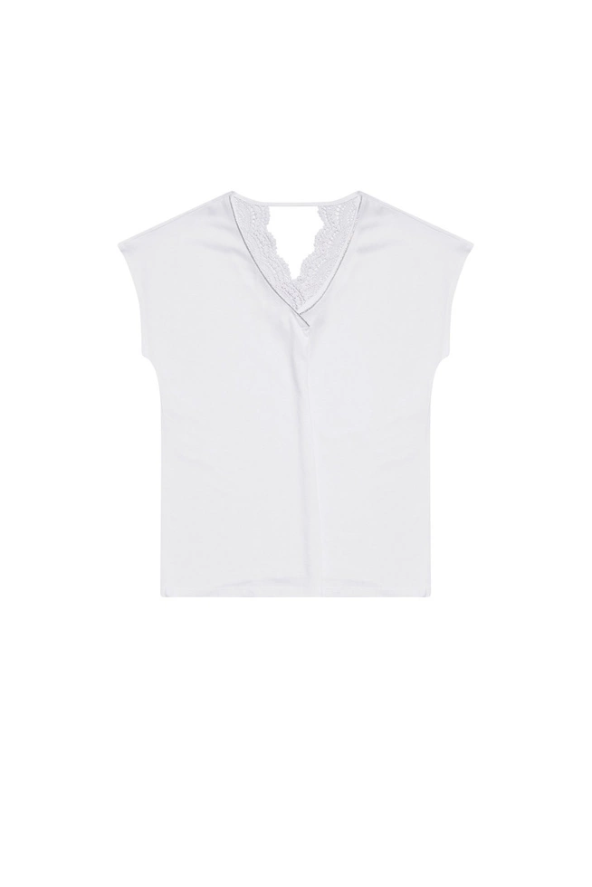 Bluzka z koronką na plecach