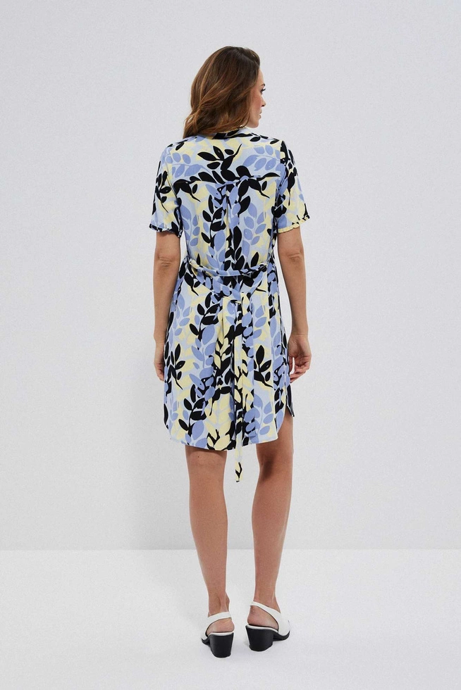 Sukienka z wiskozy z wiązaniem