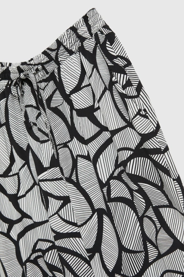 Wiskozowe spodnie z prostymi nogawkami czarno-białe