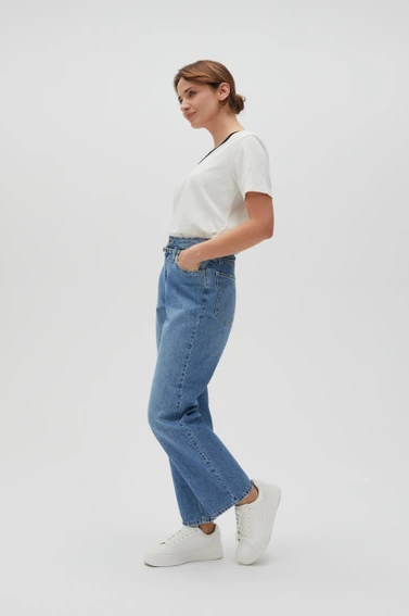 Szerokie jeansy z paskiem niebieskie