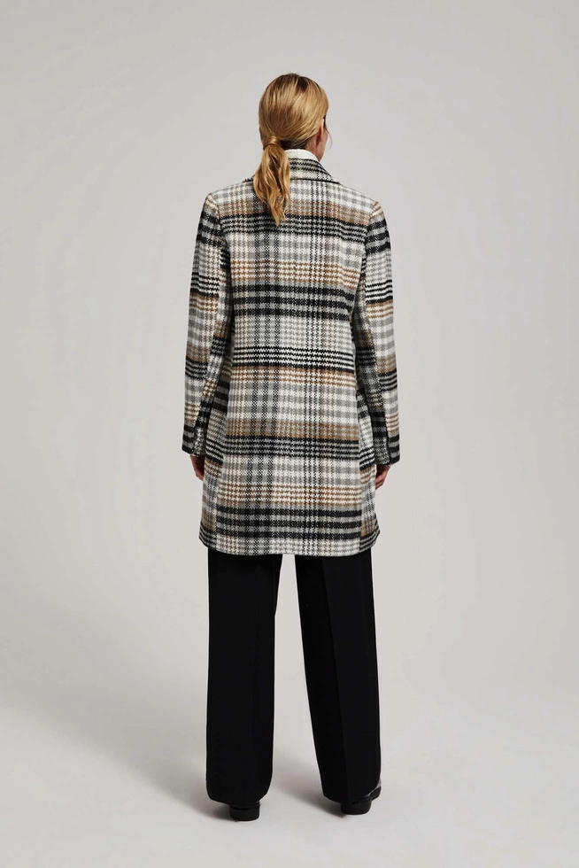 Dwurzędowy płaszcz w kratę