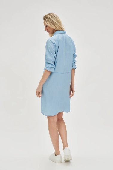 Koszulowa sukienka z lyocell niebieska