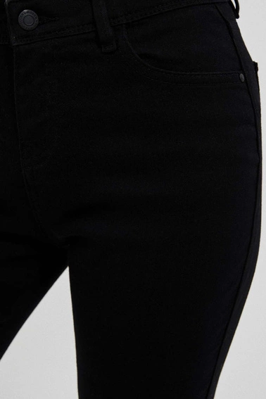 Jeansy skinny medium waist czarne