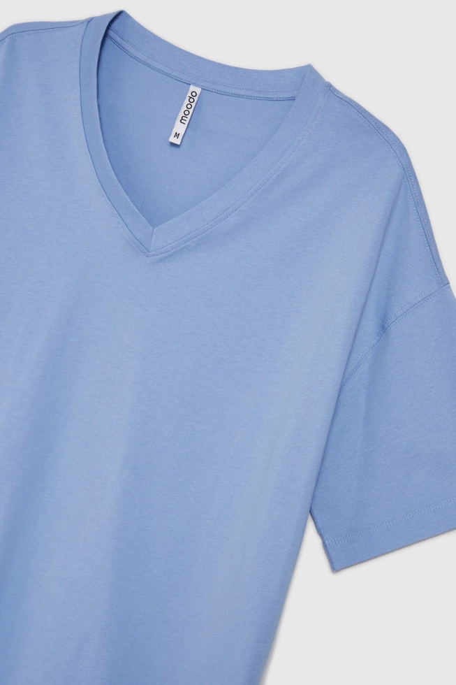 Luźny t-shirt z dekoltem w serek niebieski