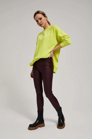 Woskowane spodnie typu rurki kasztanowe