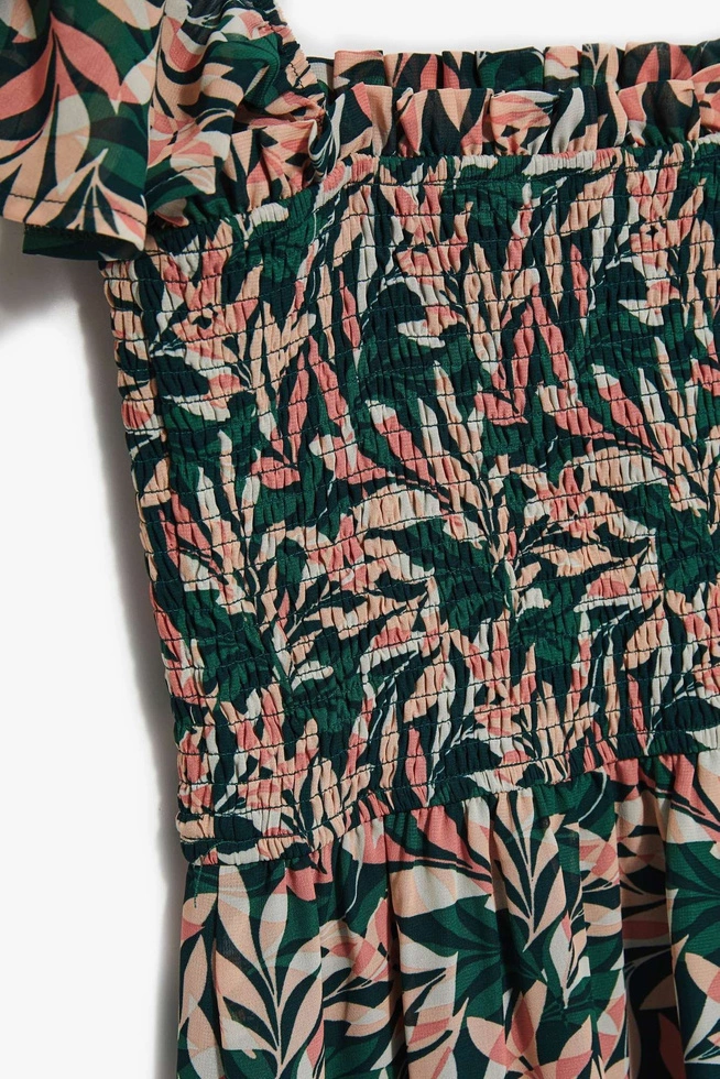 Sukienka z roślinnym wzorem