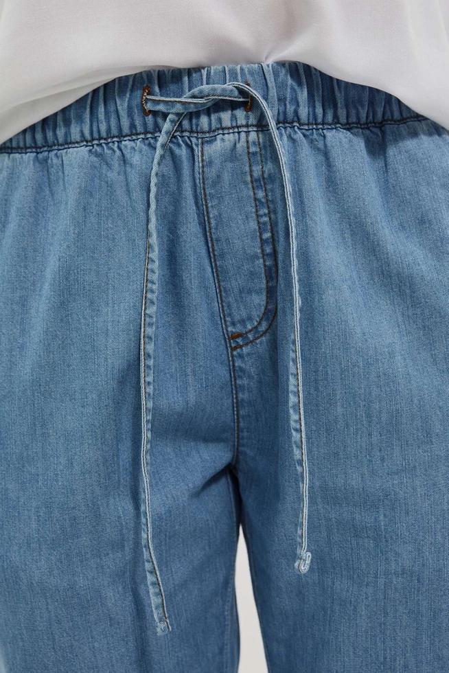 Joggery z wiązaniem w pasie