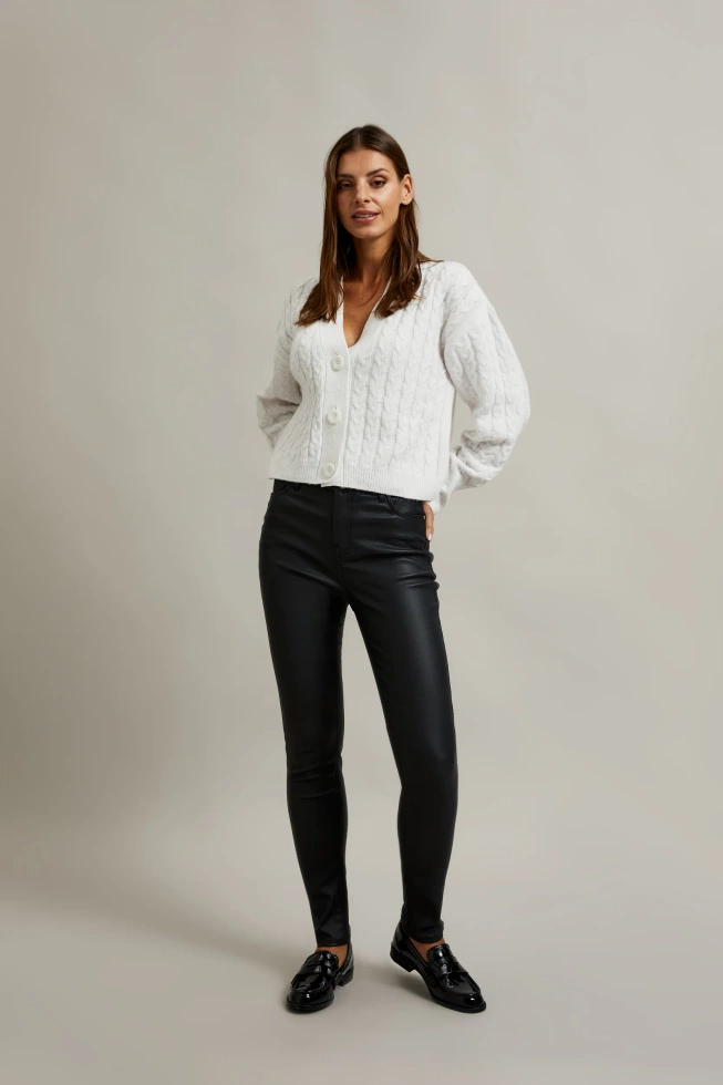 Woskowane spodnie rurki czarne