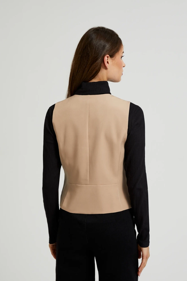 Kamizelka z ozdobnymi guzikami beżowa