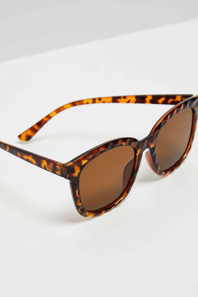 Okulary przeciwsłoneczne z zaokrąglonymi oprawkami brązowe