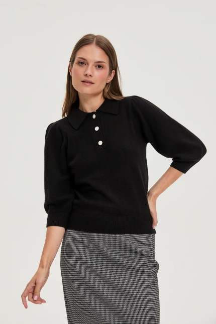 Sweter z kołnierzykiem czarny