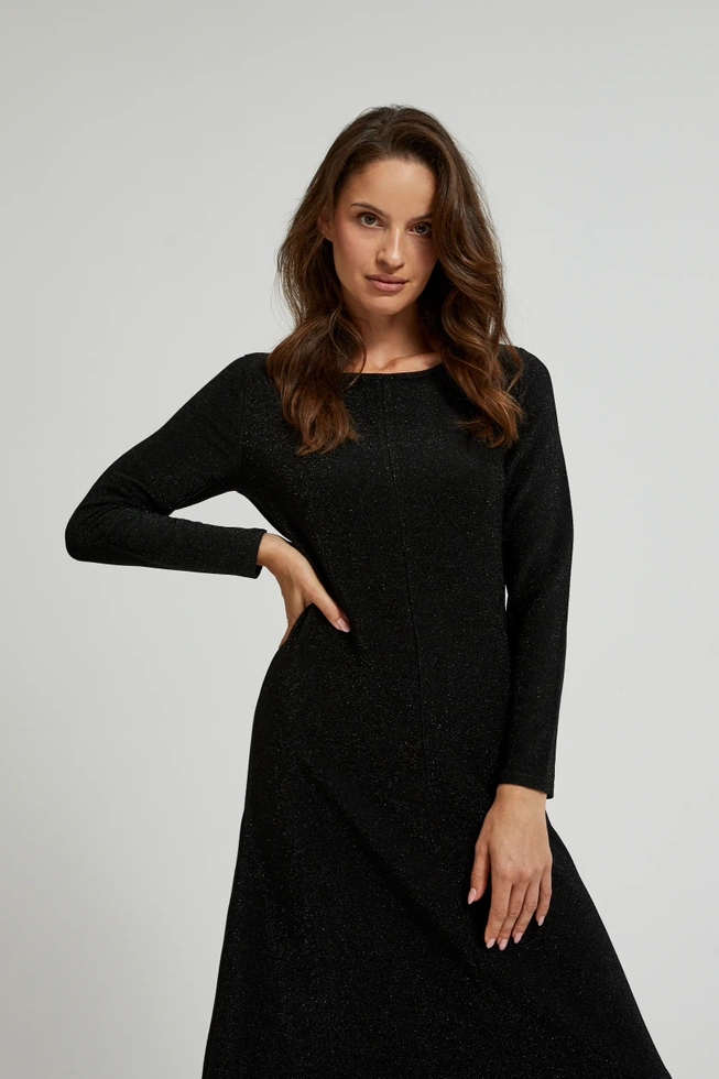 Elegancka sukienka maxi czarna