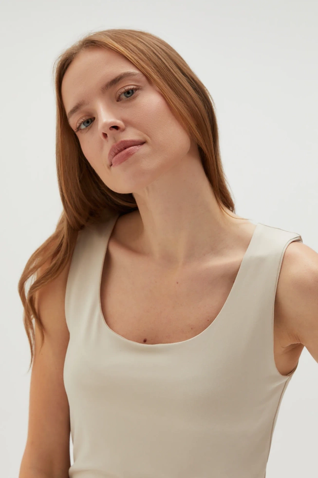 Gładki top beżowy