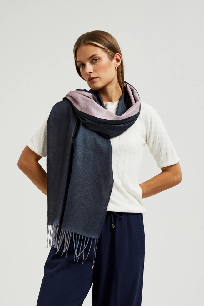 Szalik z frędzlami różowy