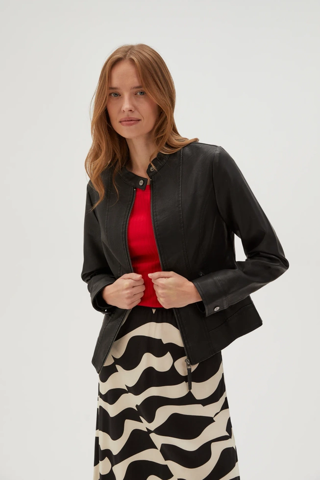 Kurtka z ekoskóry czarna