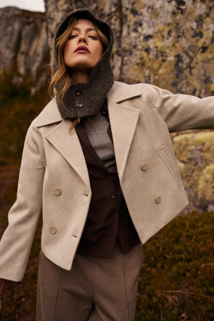 Dzianinowa kominiarka brązowa