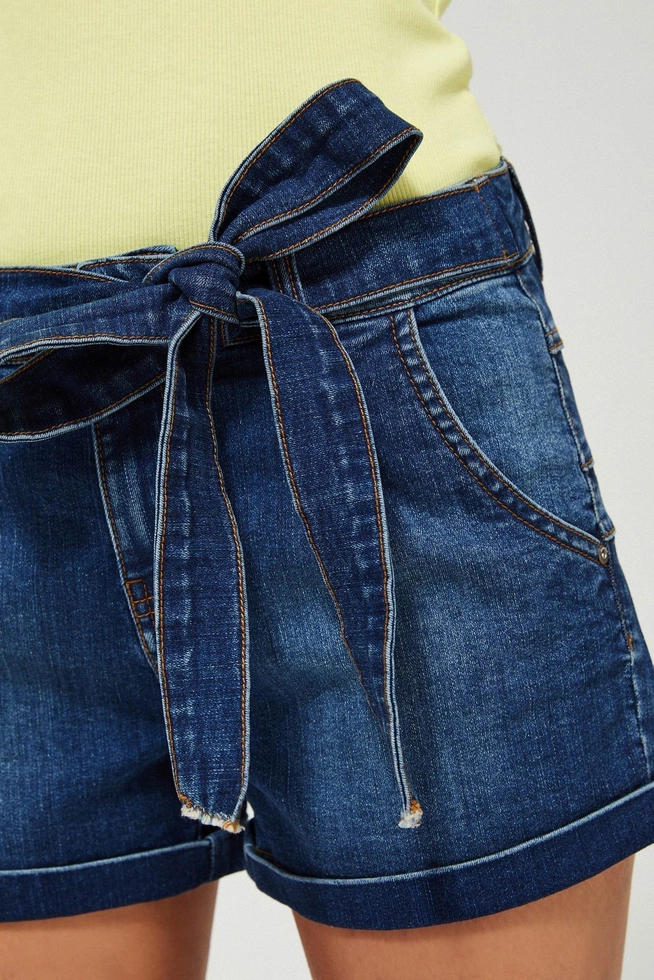 Szorty jeansowe z wiązaniem