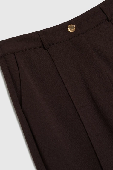 Spodnie cygaretki brązowe