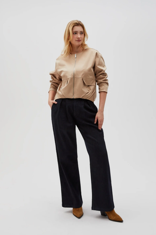 Krótka kurtka beżowa