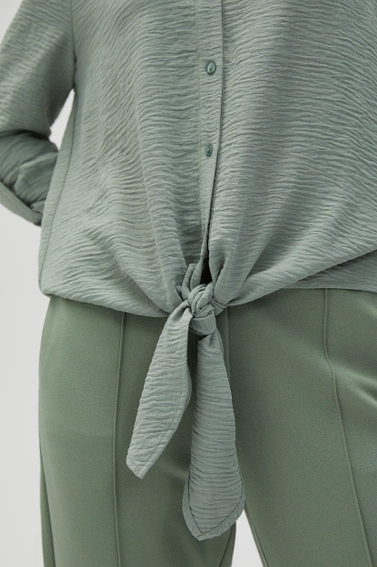 Koszula z wiązaniem oliwkowa