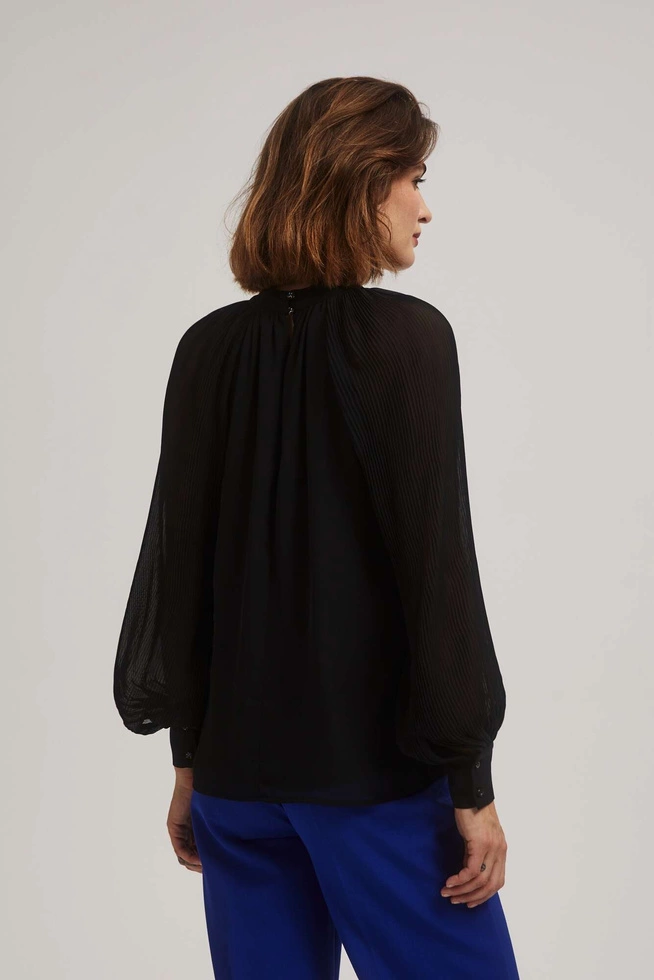 Koszula z plisowanymi rękawami czarna