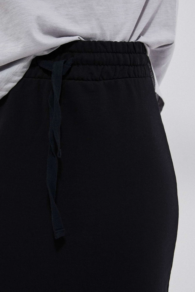 Spódnica z dresowej dzianiny czarna